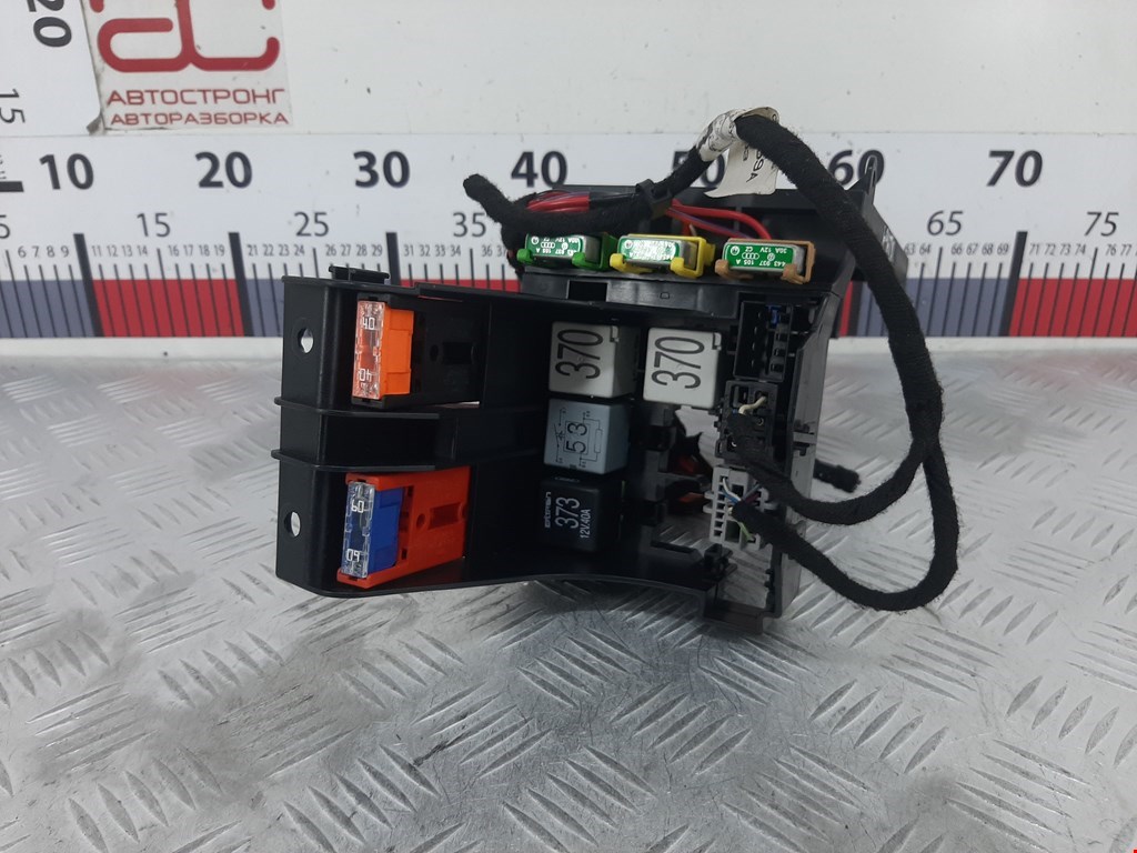 Блок реле AUDI A8 D3 2003-2010