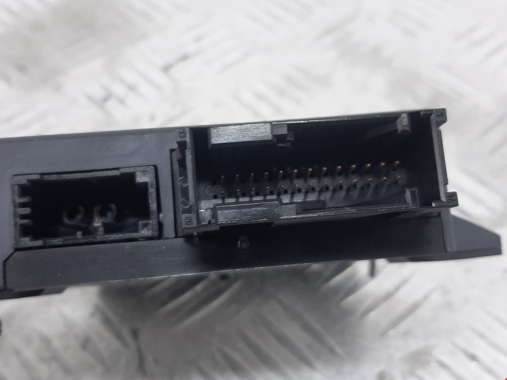 Блок комфорта AUDI A8 D3 2003-2010