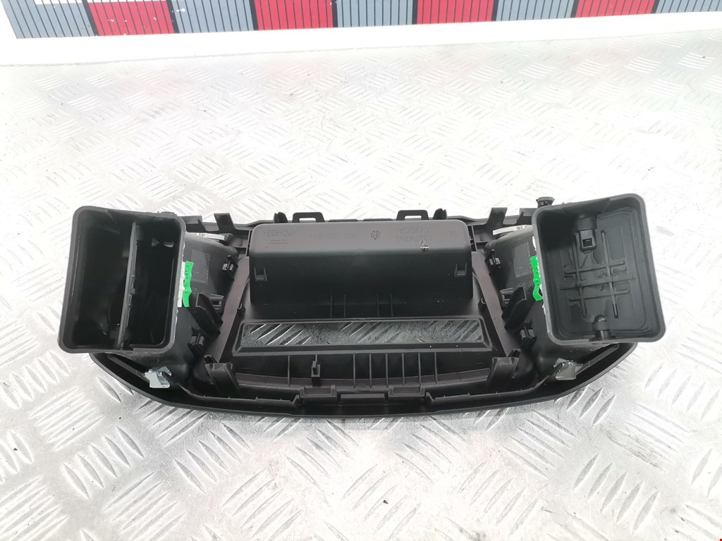 Дефлектор воздушный OPEL Insignia 2008-2017