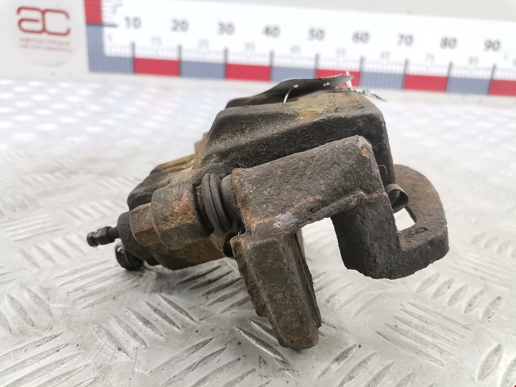 Суппорт задний левый LEXUS RX 300\330\350\400H 2003-2009