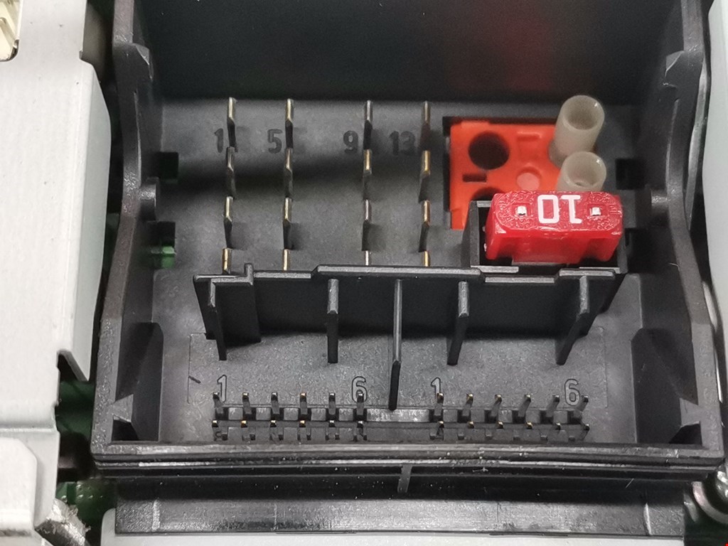 Магнитола MERCEDES-BENZ C-Class C-klasse W204 2007-2015