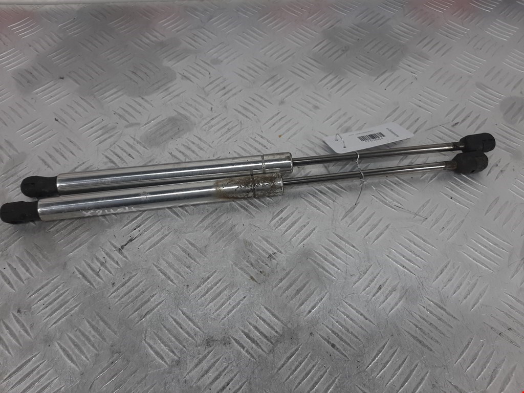 Амортизатор капота левый=правый AUDI A8 D3 2003-2010