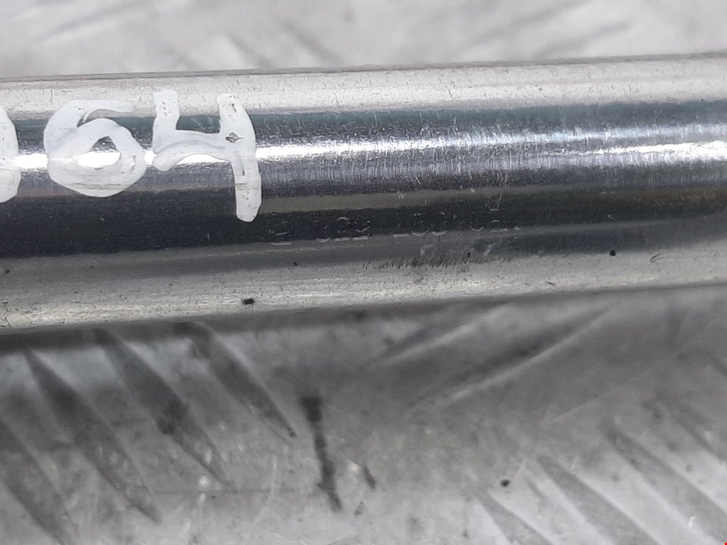 Амортизатор капота левый=правый AUDI A8 D3 2003-2010