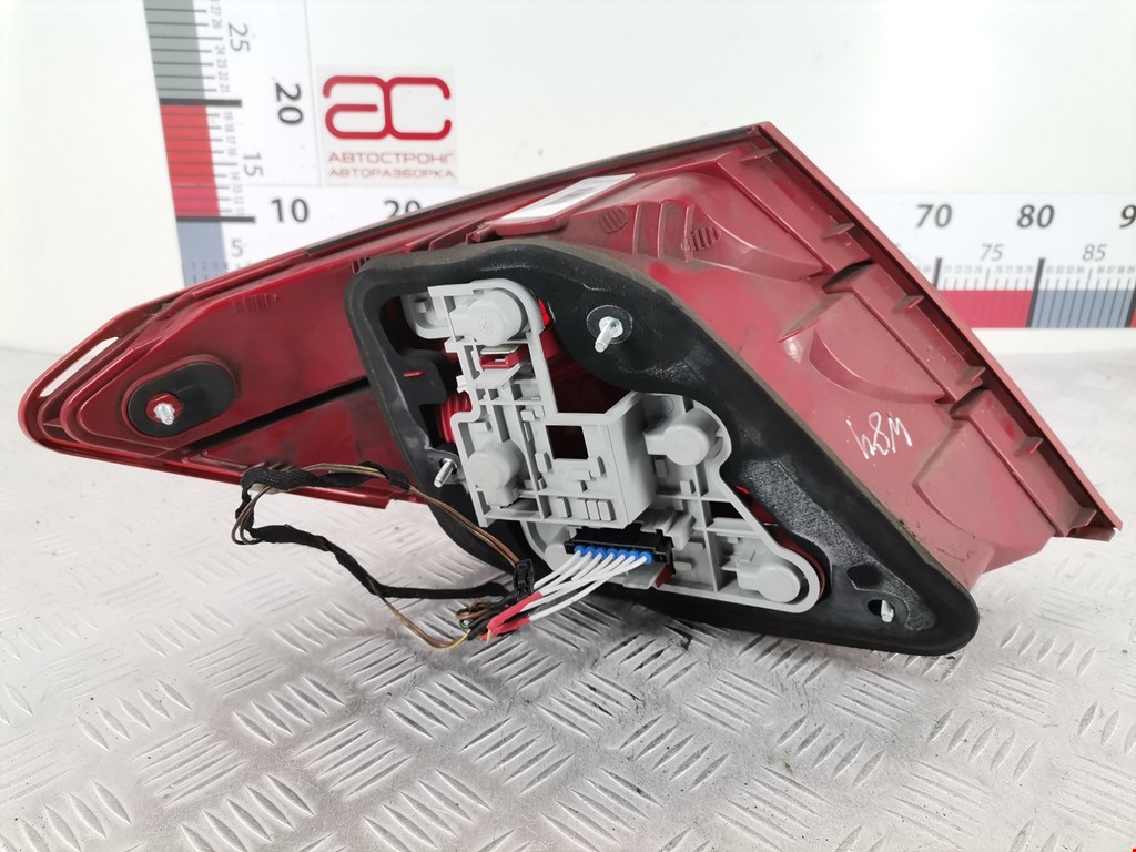 Фонарь задний правый MERCEDES-BENZ C-Class C-klasse W204 2007-2015
