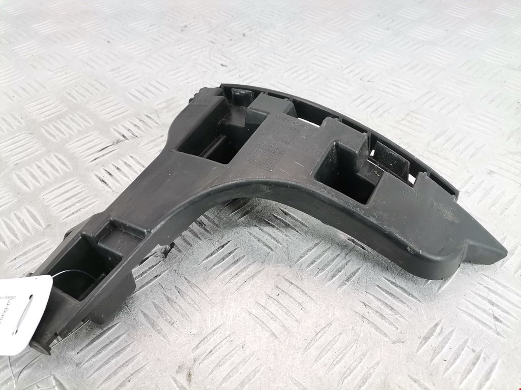 Кронштейн (крепление) заднего бампера правый Volvo XC60 1 (2008-2017)