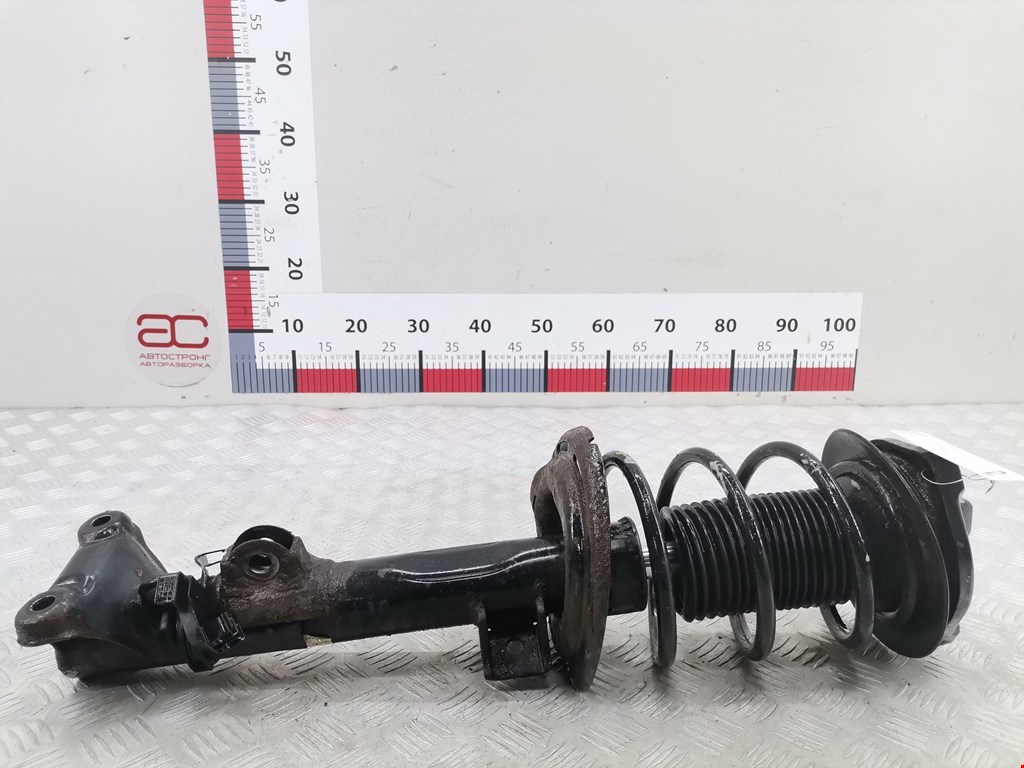 Амортизатор передний правый MERCEDES-BENZ C-Class C-klasse W204 2007-2015