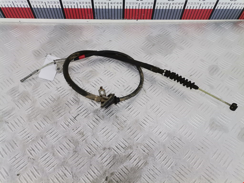 Трос стояночного тормоза левый/правый TOYOTA Hilux VII AN10 AN 20 AN30 2005-2015