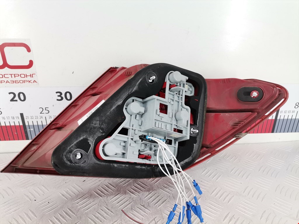 Фонарь задний левый MERCEDES-BENZ C-Class C-klasse W204 2007-2015