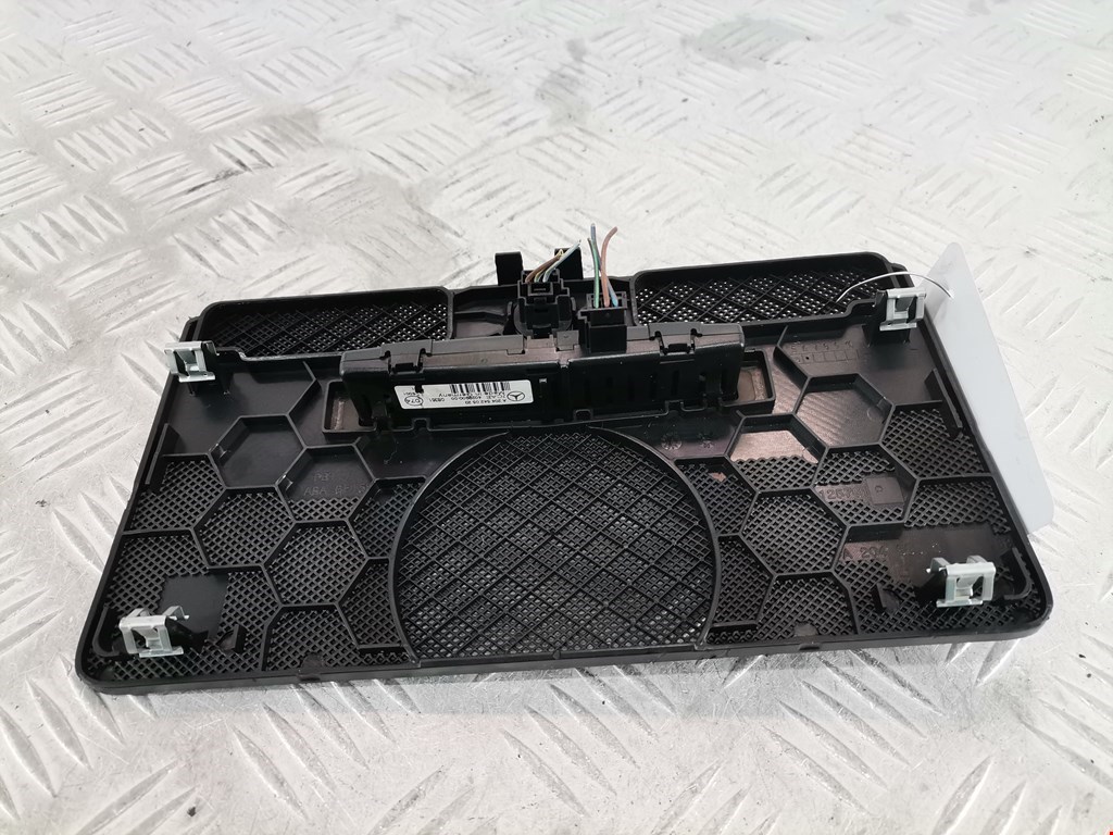 Дисплей информационный (компьютера) MERCEDES-BENZ C-Class C-klasse W204 2007-2015