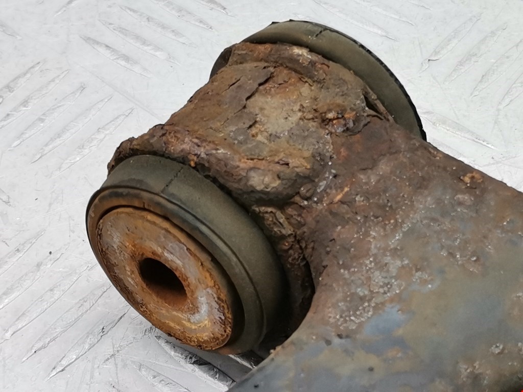 Рычаг передний правый FORD Focus I 1998-2005