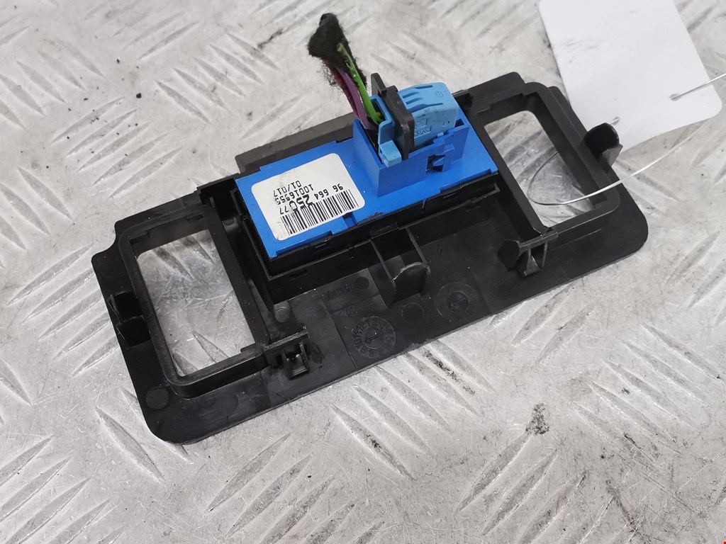 Кнопка центрального замка CITROEN C4 II 2010-н.в.