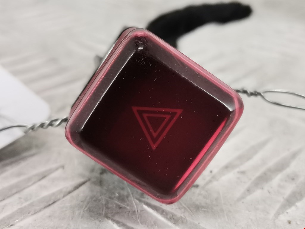 Кнопка аварийной сигнализации (аварийки) CITROEN C3 Picasso 2009-2017