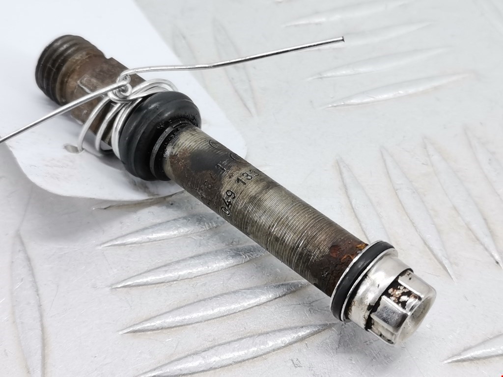 Форсунка дизельная электрическая VOLKSWAGEN Golf II 1983-1992