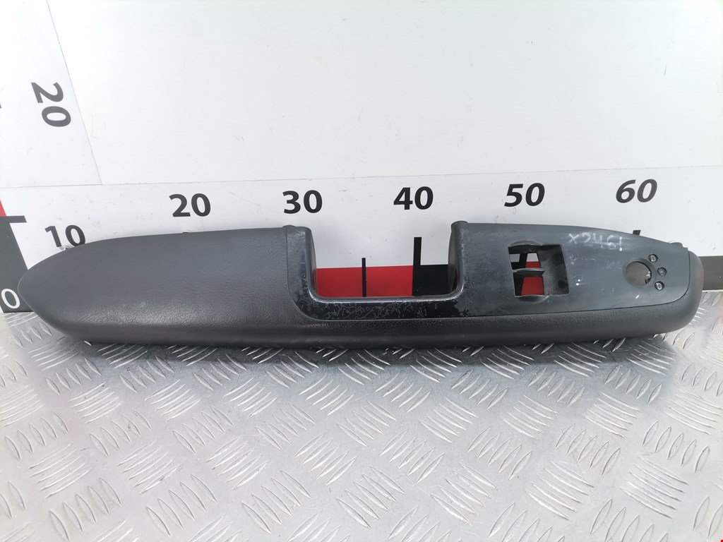 Ручка дверная передняя внутренняя левая AUDI A4 B6 2001-2005