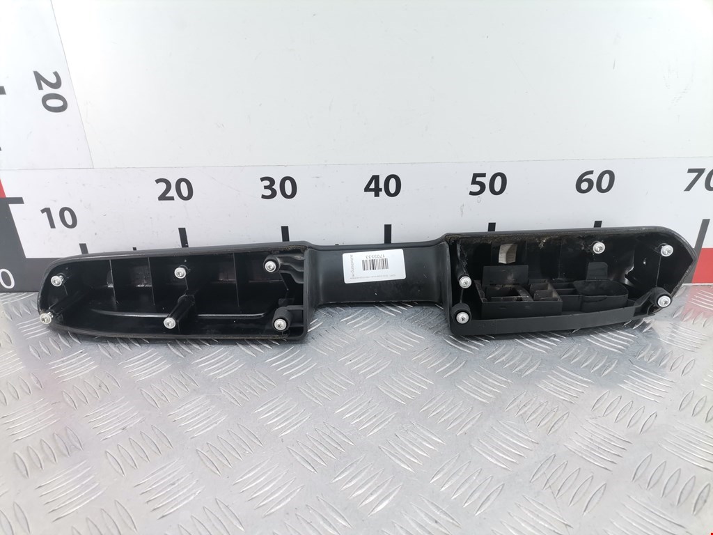 Ручка дверная передняя внутренняя левая AUDI A4 B6 2001-2005