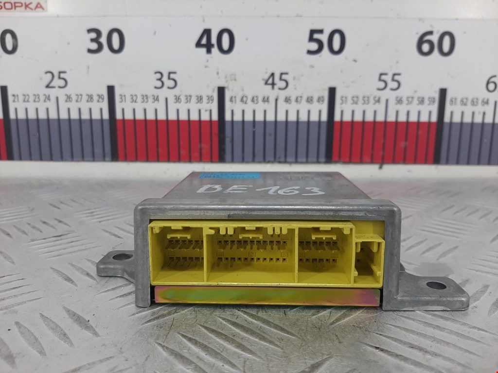 Блок управления AIR BAG MAZDA Demio DW 1996-2002