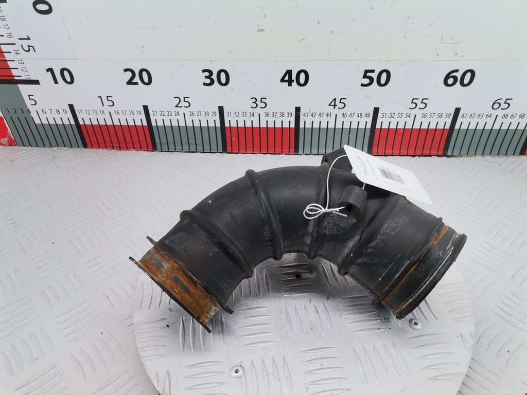 Патрубок воздушного фильтра TOYOTA RAV 4 XA20 2000-2005