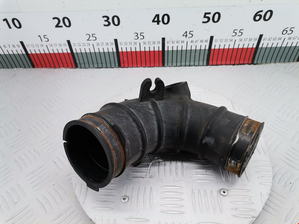 Патрубок воздушного фильтра TOYOTA RAV 4 XA20 2000-2005