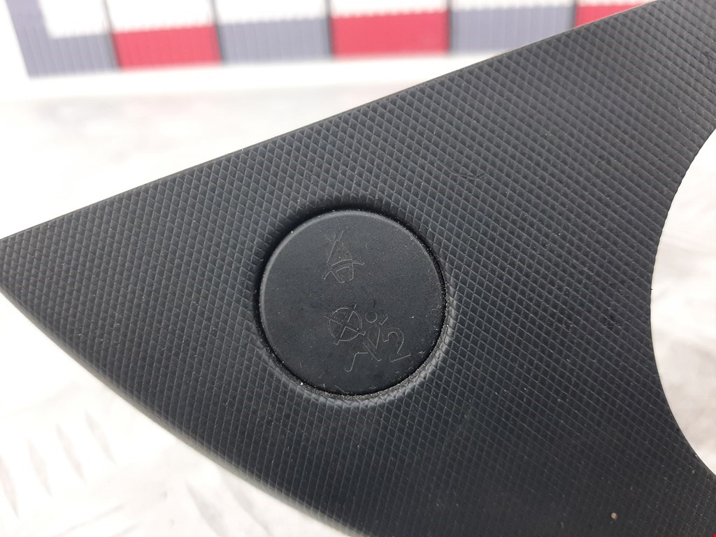 Накладка декоративная NISSAN Note E11 2005-2014