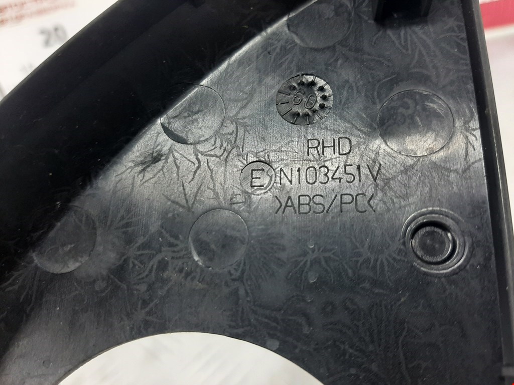 Накладка декоративная NISSAN Note E11 2005-2014