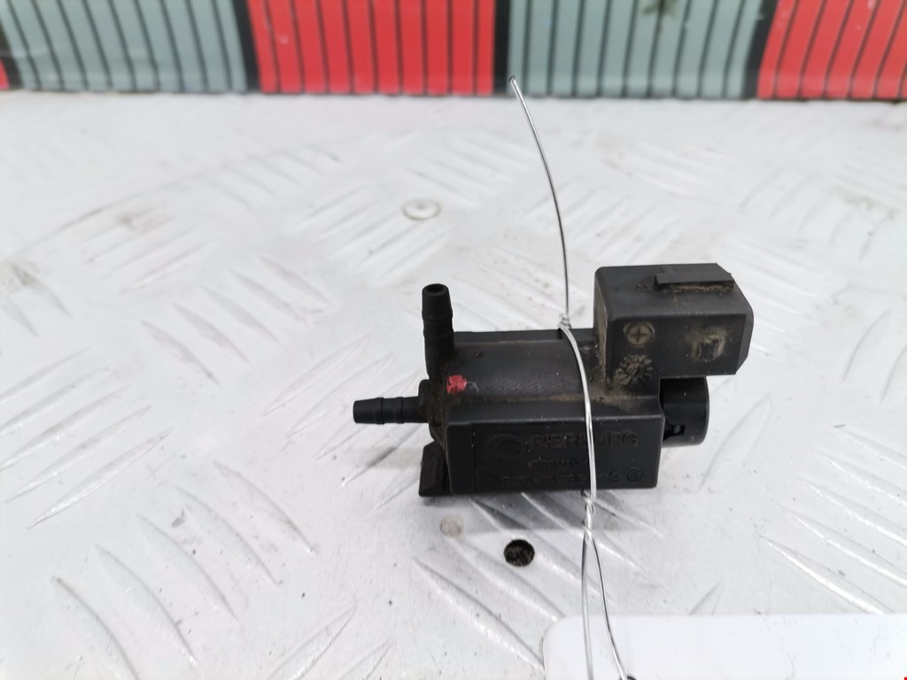 Клапан воздушного фильтра BMW 3-Series (E46) (1998-2007)