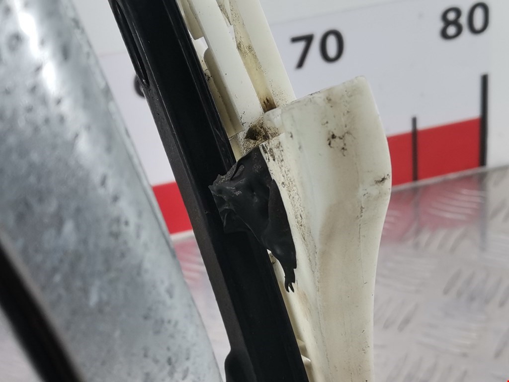 Стеклоподъемник задний правый VOLKSWAGEN Passat B5 1997-2005