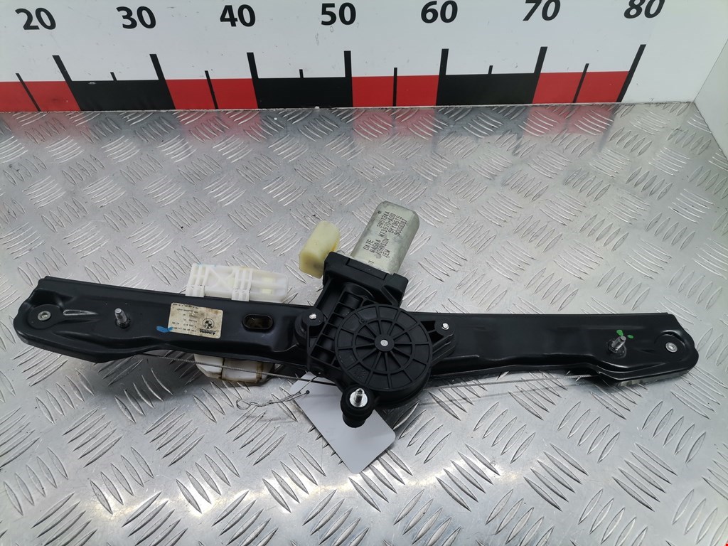 Стеклоподъемник задний левый BMW 3er F30/F31/F80 2011-2019