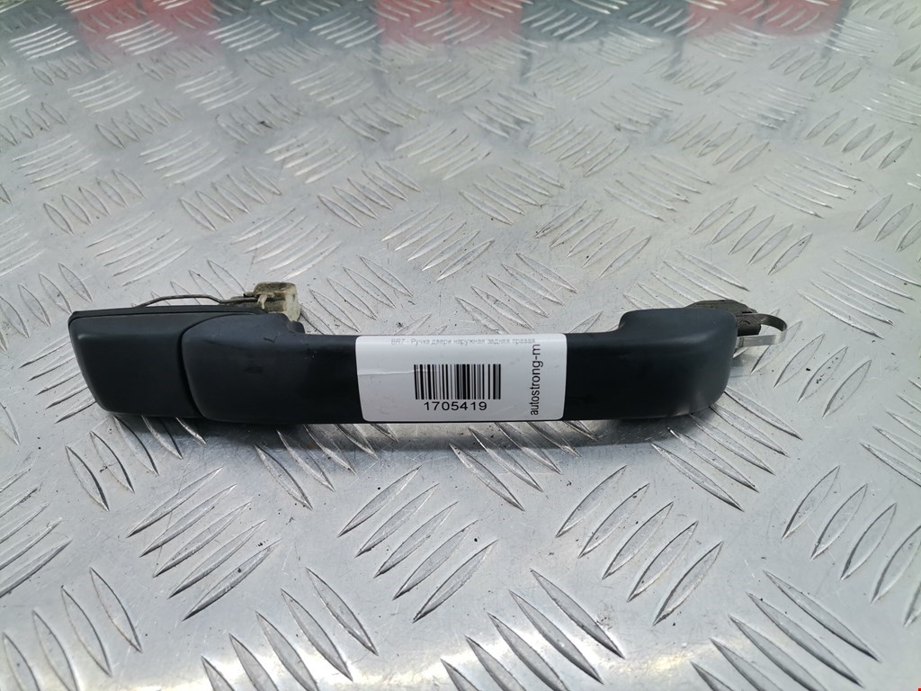 Ручка двери задней наружная правая VOLKSWAGEN Golf III 1991-1997