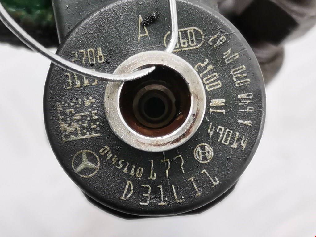 Форсунка дизельная электрическая MERCEDES-BENZ C-Class C-klasse W203 2000-2007