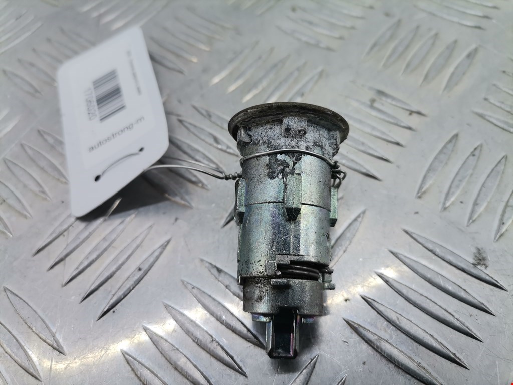 Вставка замка багажника DACIA Duster Duster I 2010-2017