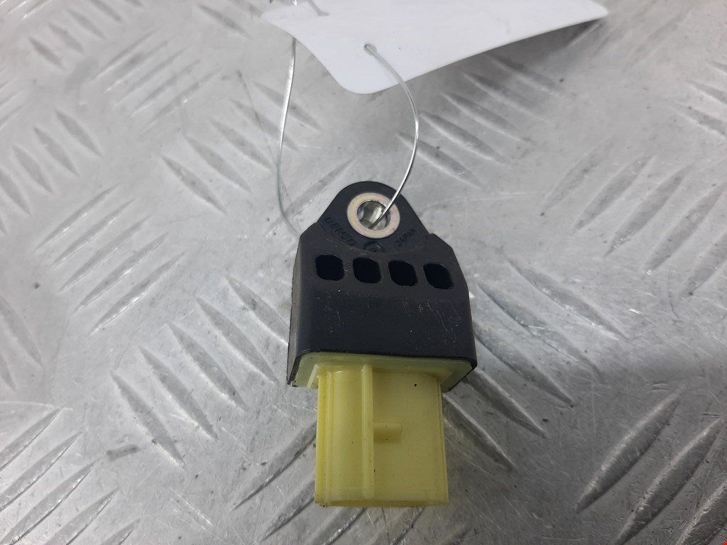 Датчик AIR BAG (подушек безопасности) LEXUS RX 350\450H 2009-2015