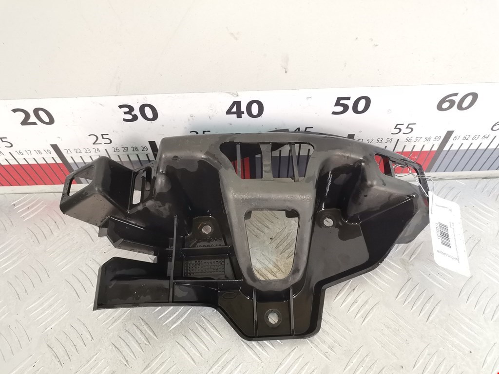 Кронштейн (крепление) заднего бампера правый Land Rover Range Rover Sport 1 (2005-2013)