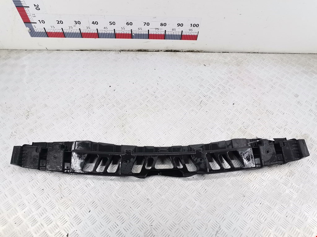 Кронштейн заднего бампера центральный LAND ROVER Range Rover Sport 2005-2013