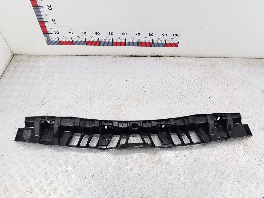 Кронштейн заднего бампера центральный LAND ROVER Range Rover Sport 2005-2013