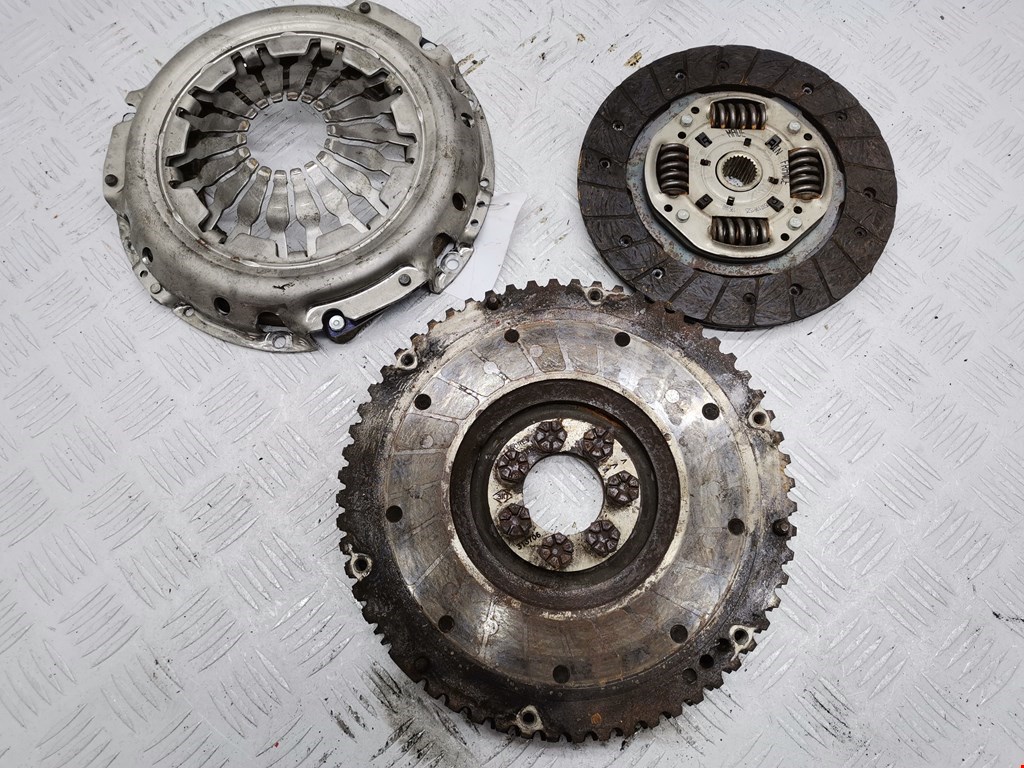 Маховик (демпфер сцепления) RENAULT Scenic II 2003-2010