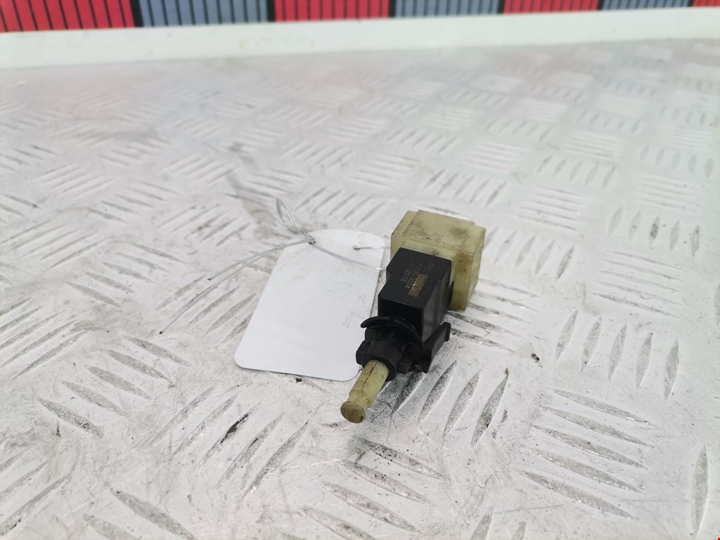 Выключатель концевой (концевик) MERCEDES-BENZ S-Class IV W220 1998-2005