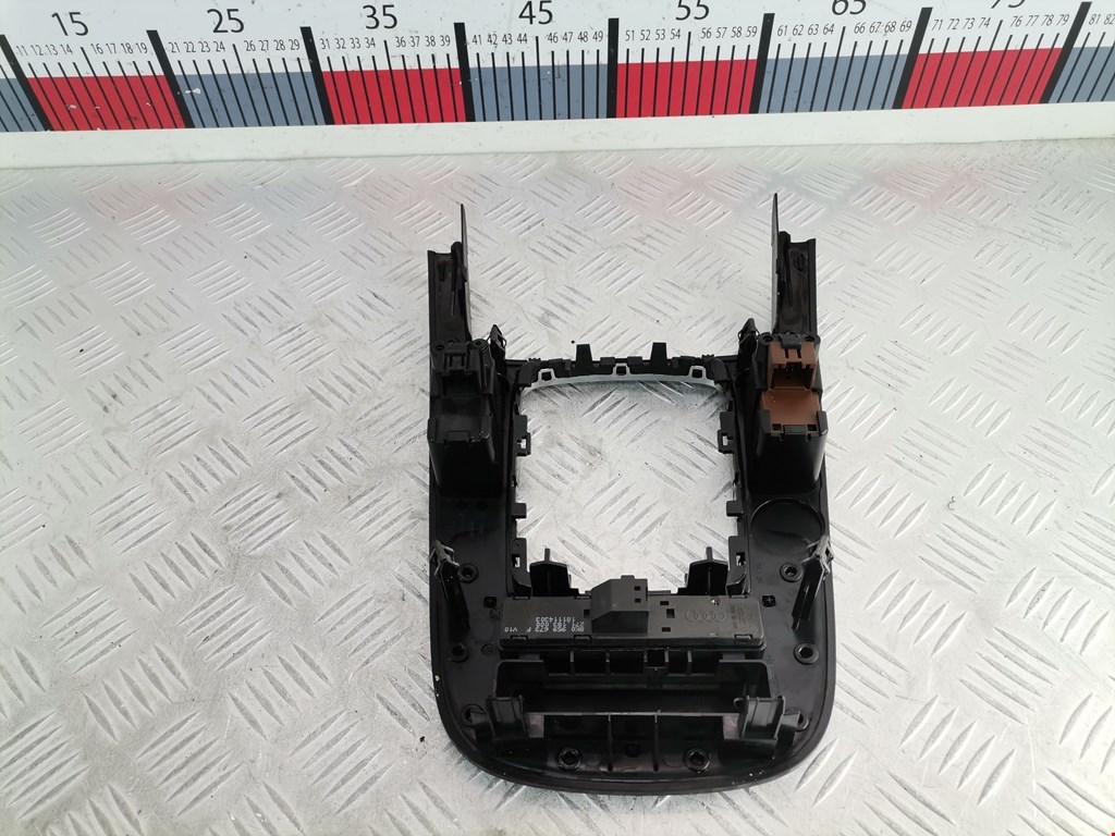 Кнопка антипробуксовочной системы AUDI A4 B8 2007-2015