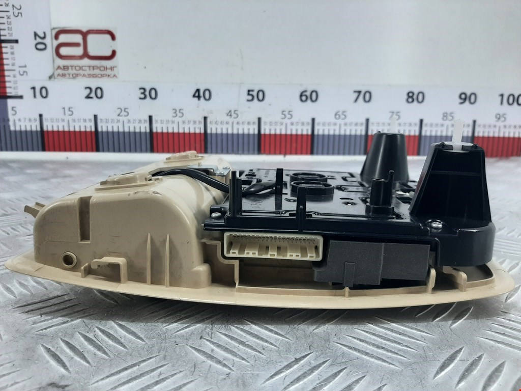 Плафон салонный (салона фонарь) LEXUS RX 350\450H 2009-2015