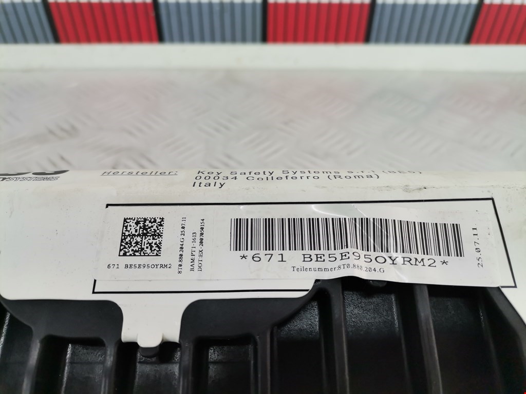 Подушка безопасности пассажирская (в торпедо) AUDI A4 B8 2007-2015