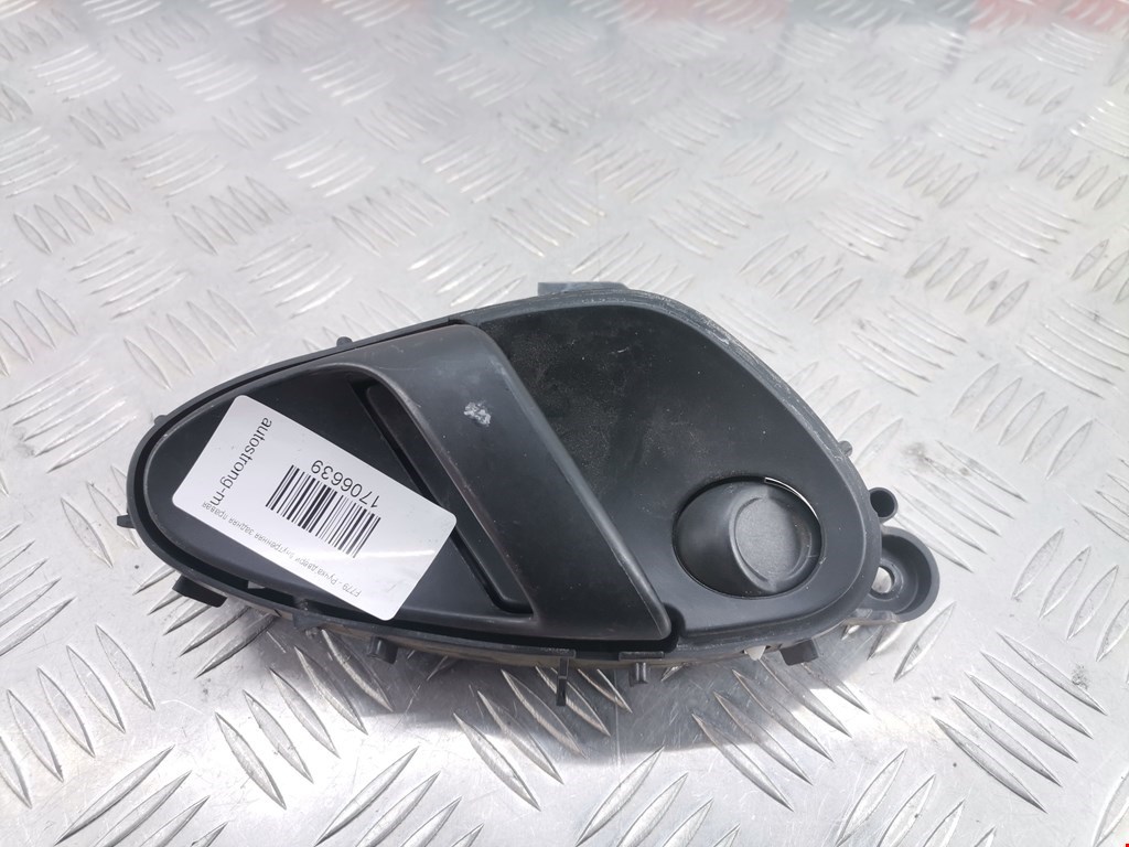 Ручка дверная задняя внутренняя правая CITROEN Xsara 1997-2000