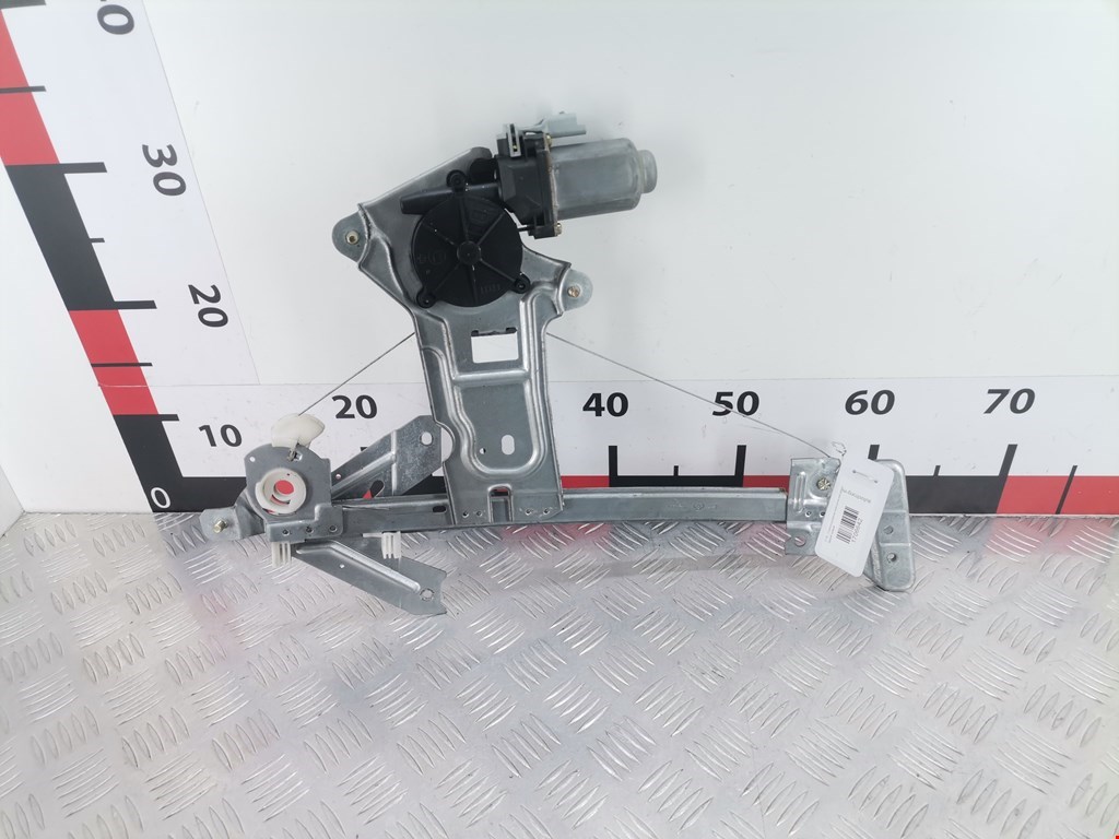 Стеклоподъемник задний правый CITROEN Xsara 1997-2000