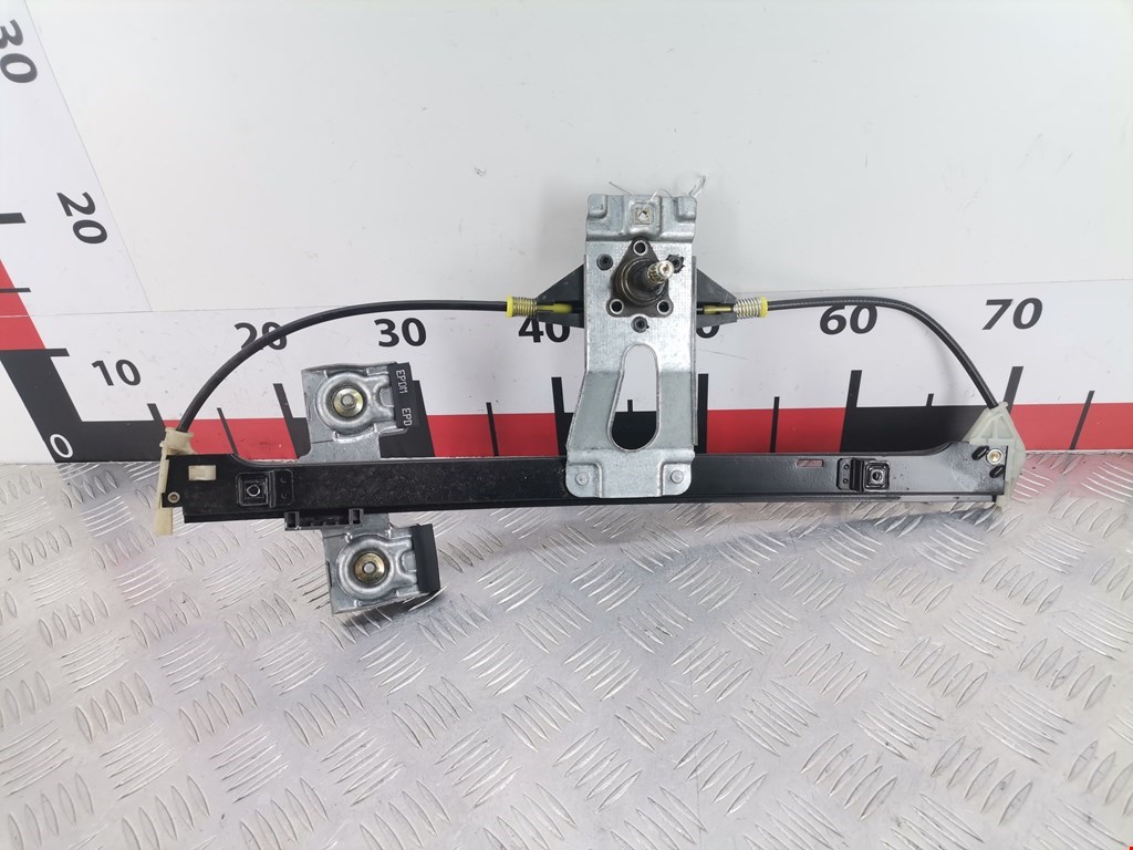 Стеклоподъемник задний правый VOLKSWAGEN Golf III 1991-1997