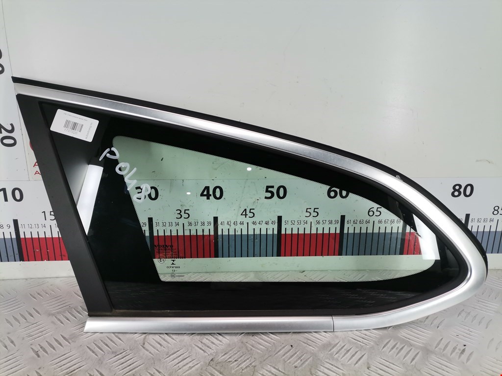 Стекло кузовное глухое левое VOLVO V60 2010-2018