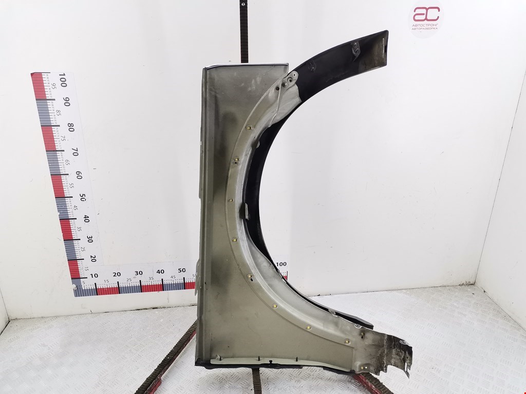 Крыло переднее левое LAND ROVER Discovery III 2005-2009