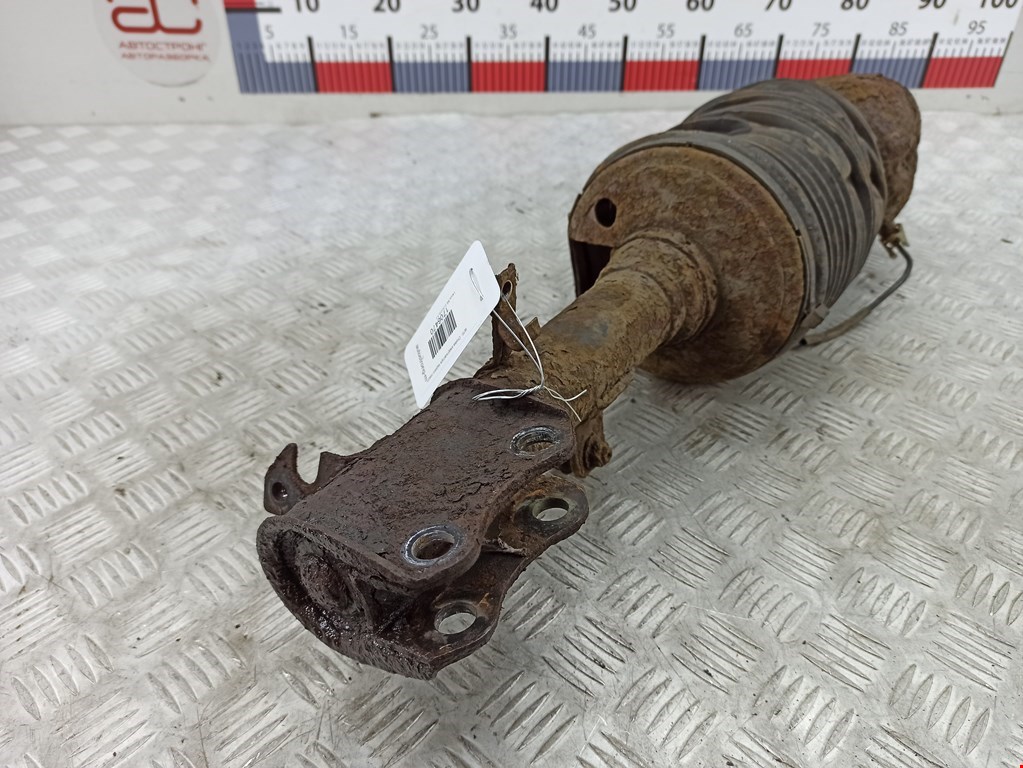 Амортизатор задний левый LEXUS RX 300\330\350\400H 2003-2009