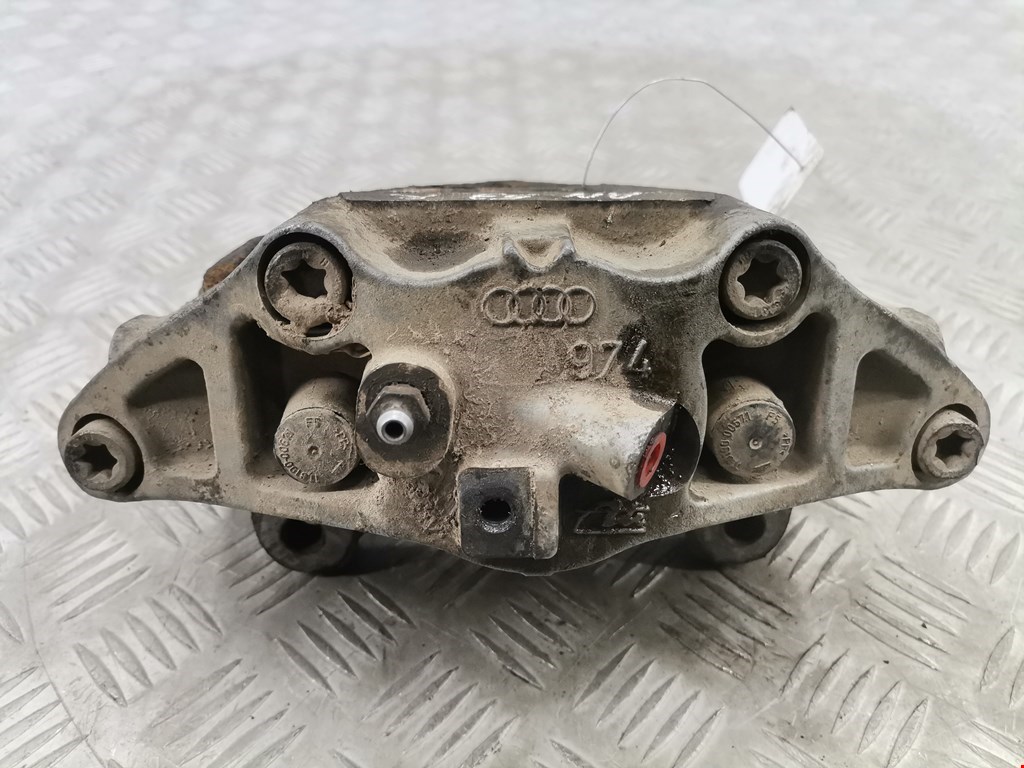 Суппорт передний правый AUDI A6 C6 2004-2010