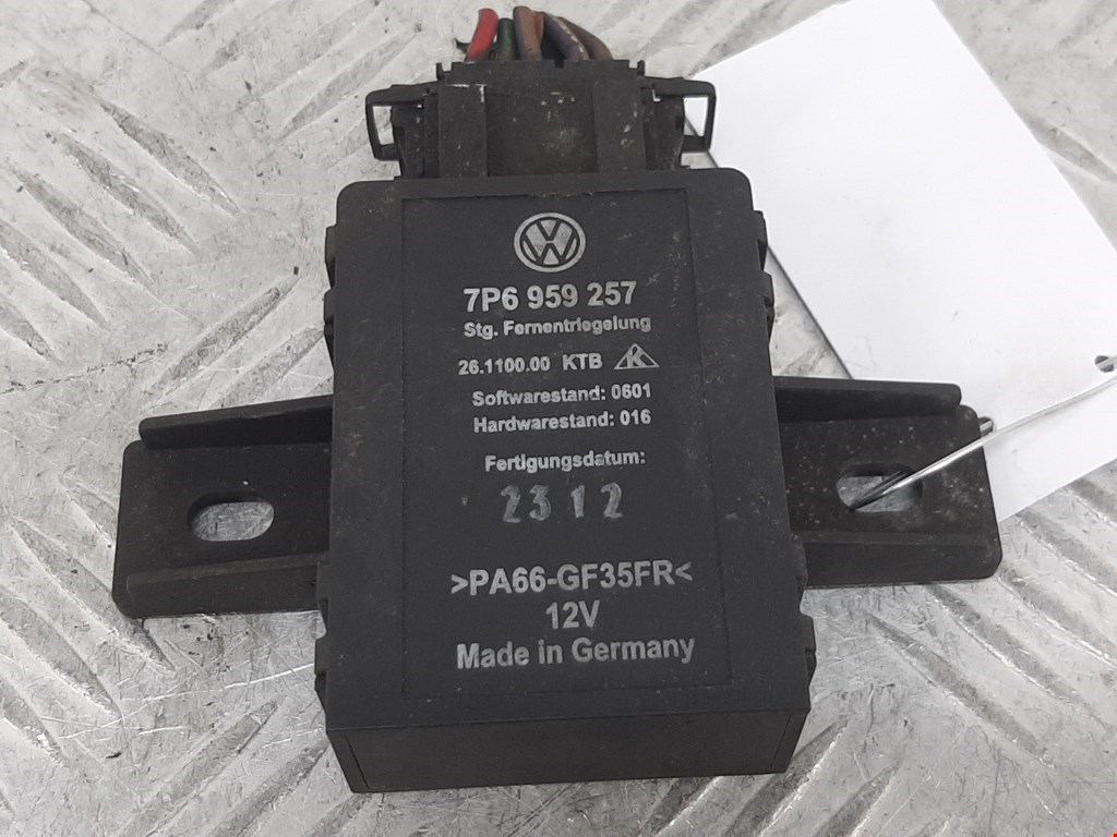 Блок управления сиденьем электронный Volkswagen Touareg 2 (2010-2018)