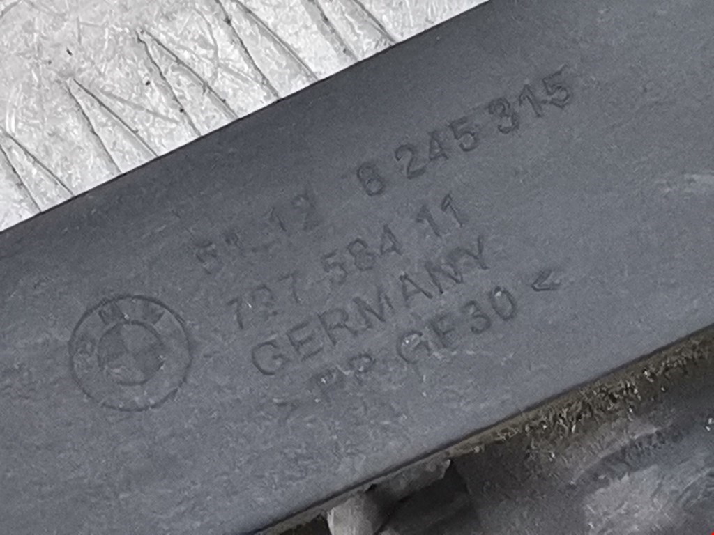 Кронштейн заднего бампера левый правый BMW 7er 7 серия E65/E66 2001-2008