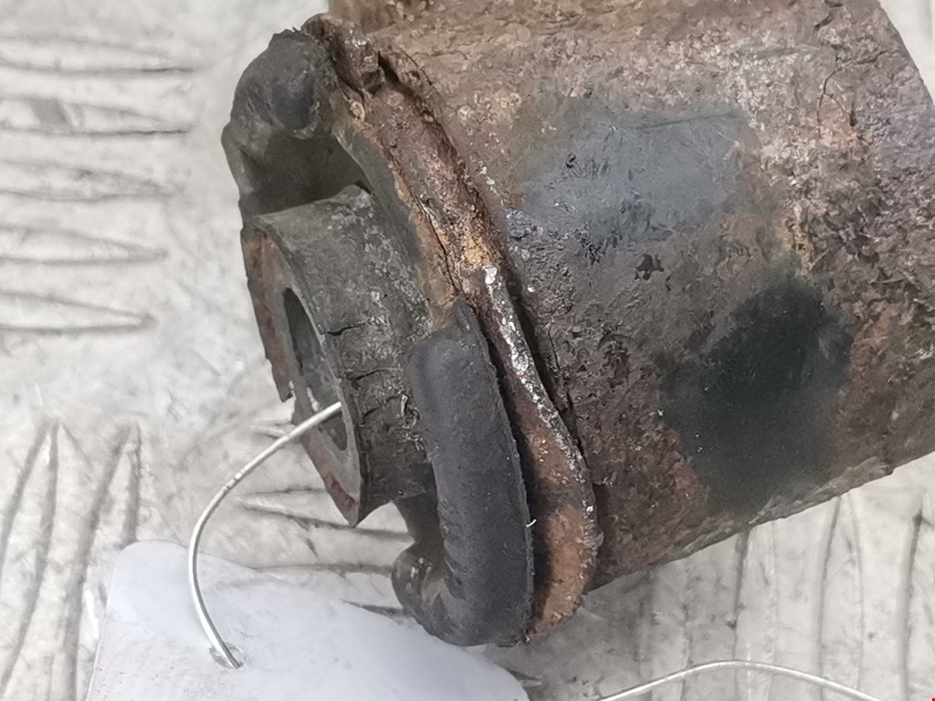 Рычаг передний правый LAND ROVER Discovery III 2005-2009