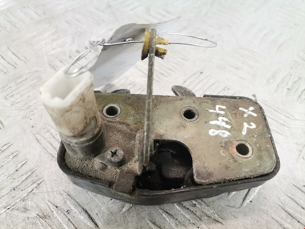 Замок багажника (крышки двери) FORD Explorer 1995-2001